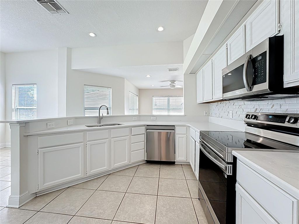 Photo of 1722 Wood Violet Drive, Orlando, FL 32824 (MLS # O6382123)