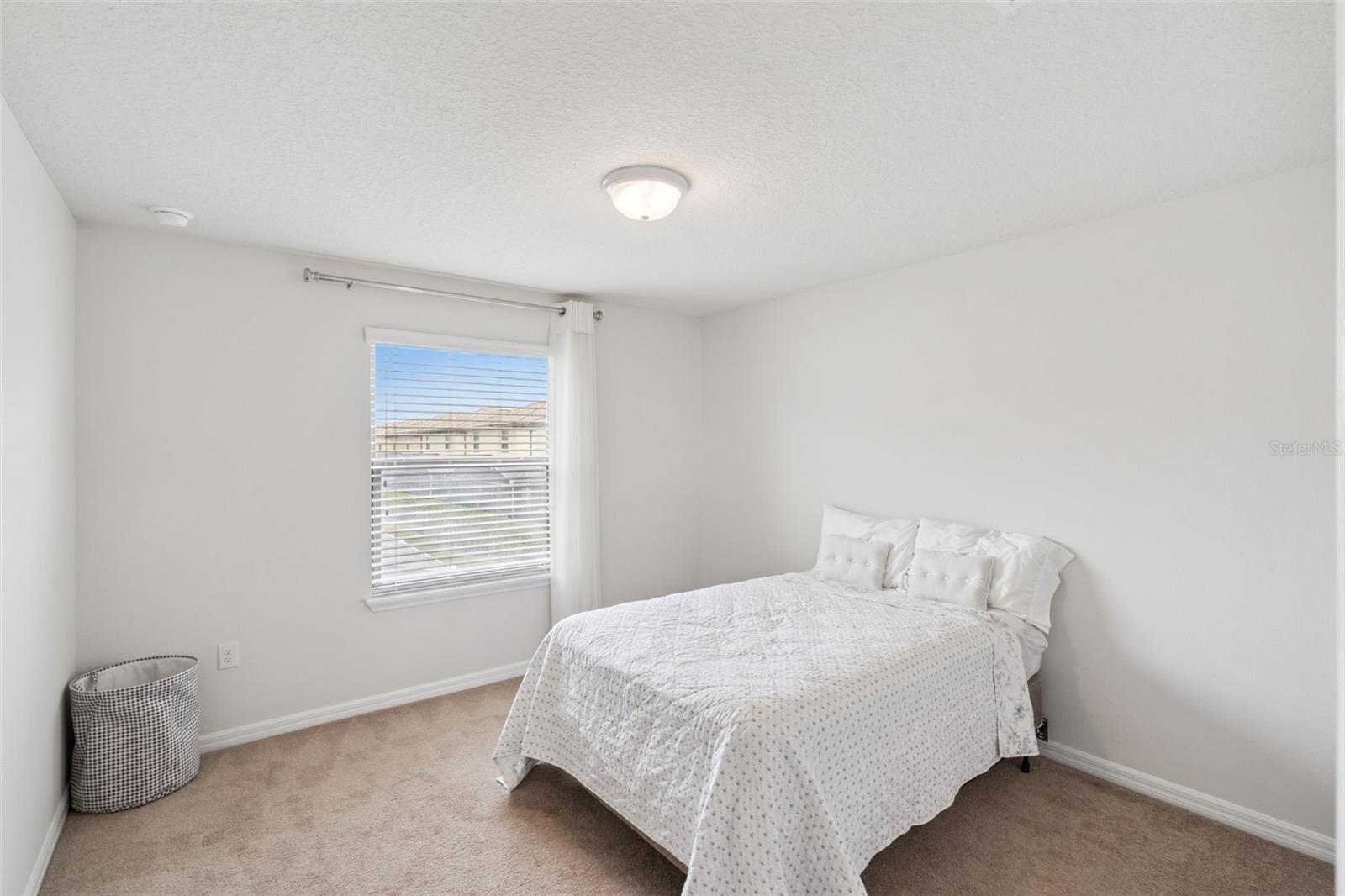 WINDSOR AT WESTSIDE PH 1 - Residential