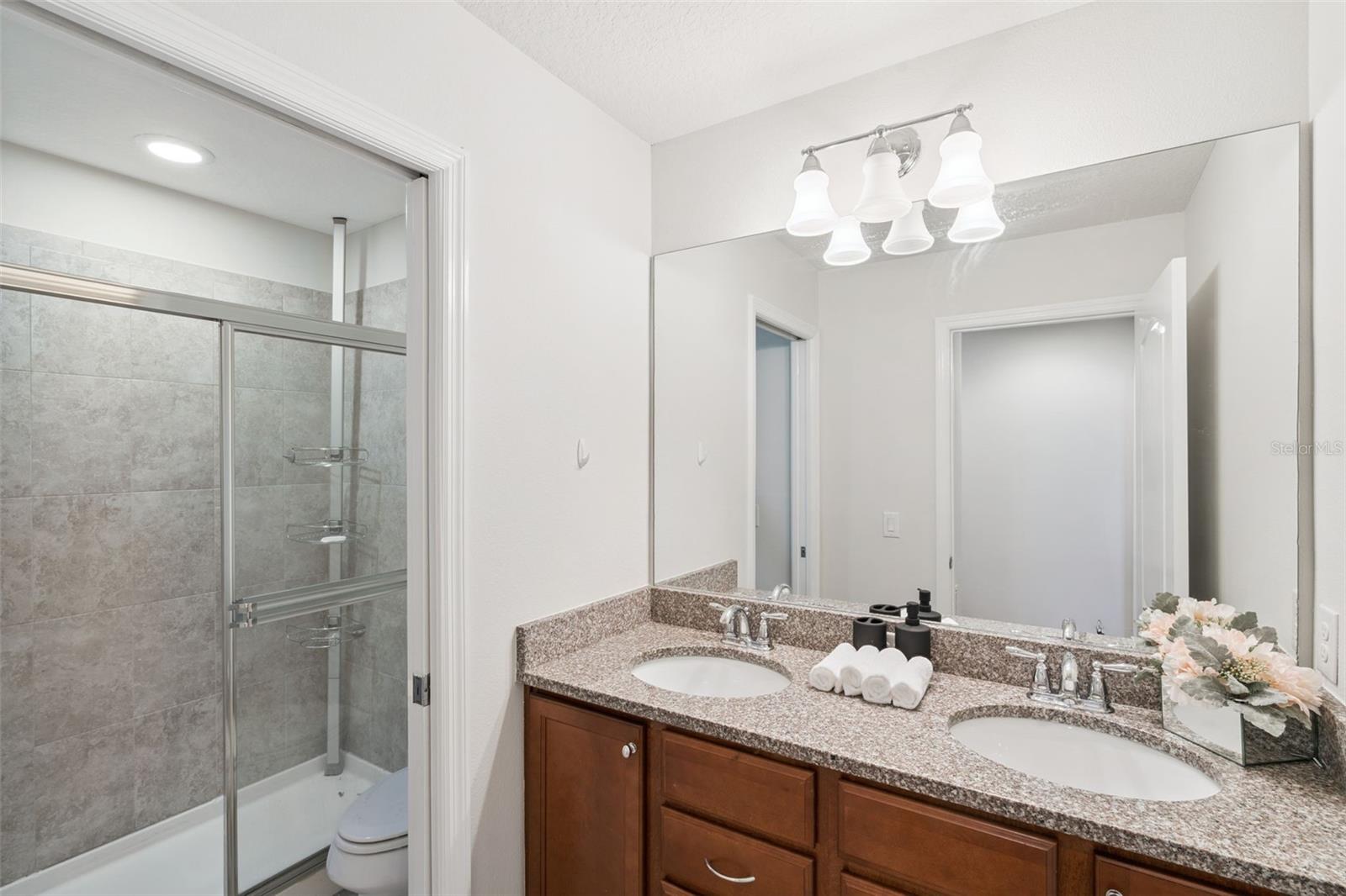 WINDSOR AT WESTSIDE PH 1 - Residential