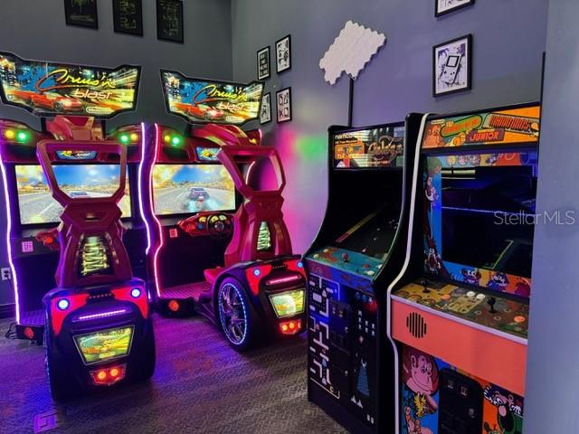 WINDSOR AT WESTSIDE PH 1 - Residential