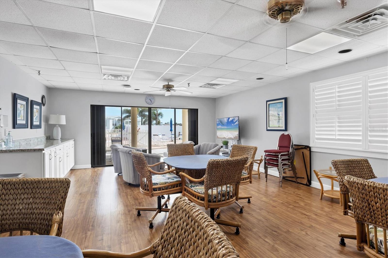 ALAMEDA ISLES - Residential