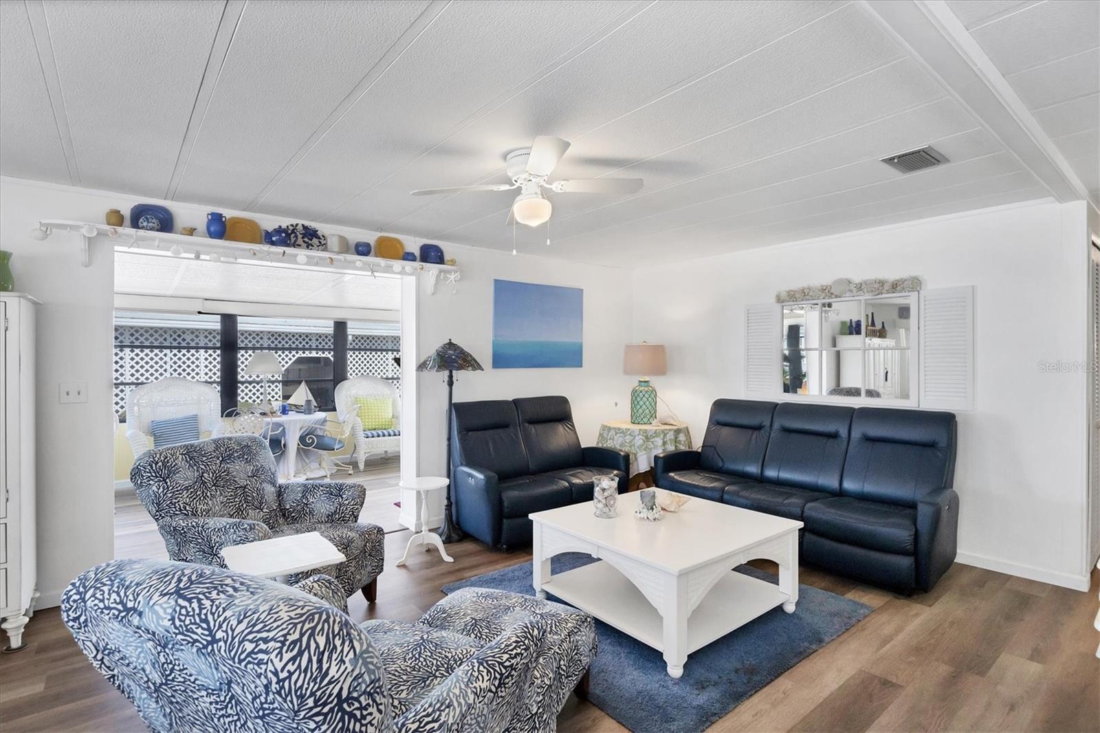 ALAMEDA ISLES - Residential