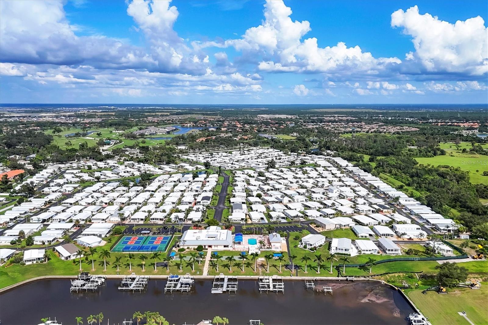 ALAMEDA ISLES - Residential
