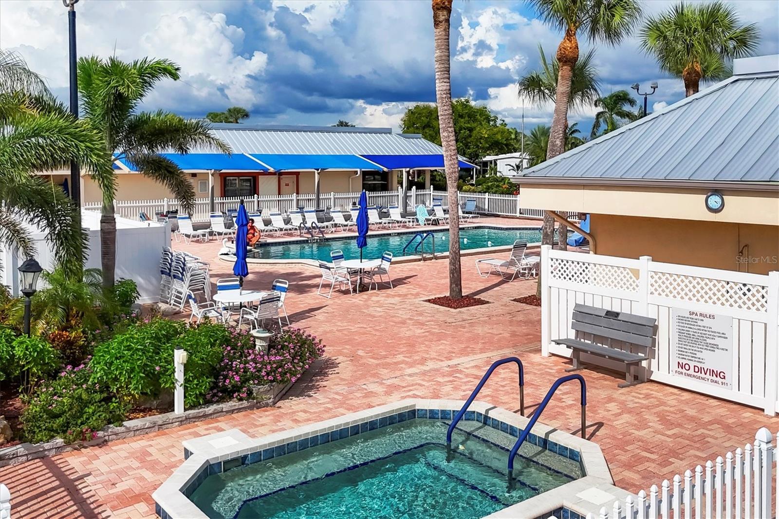 ALAMEDA ISLES - Residential