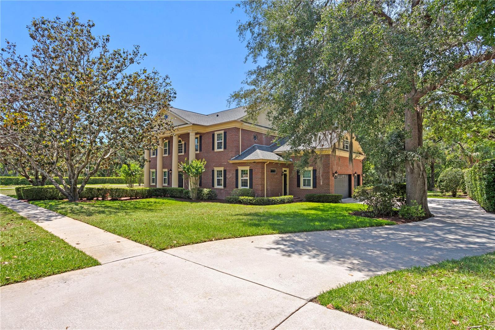 FISH HAWK TRAILS - Residential