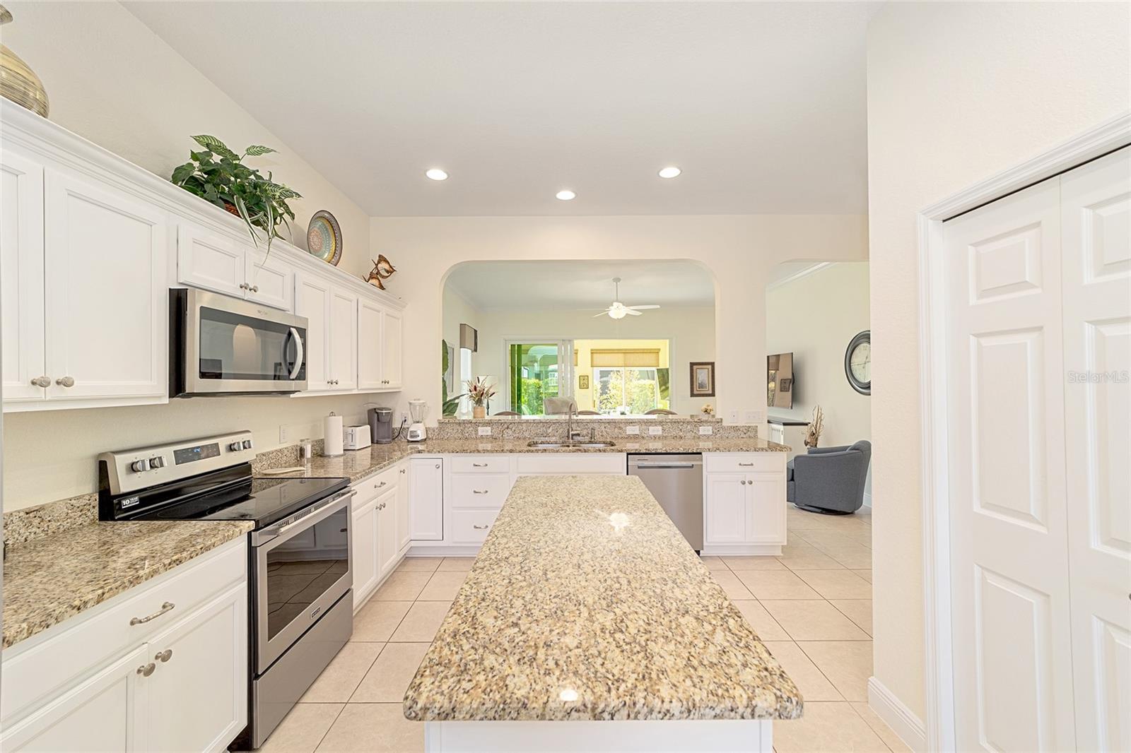 STONECREST - Residential