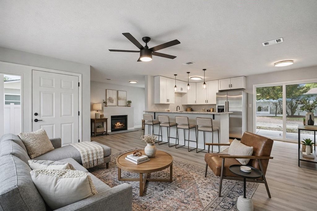 Photo of 140 N. Fairfax Ave, Winter Springs, FL 32708 (MLS # O6364352)