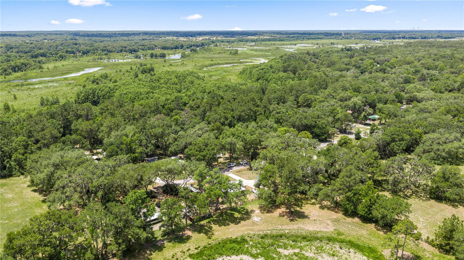 RIVER RETREATS - Residential