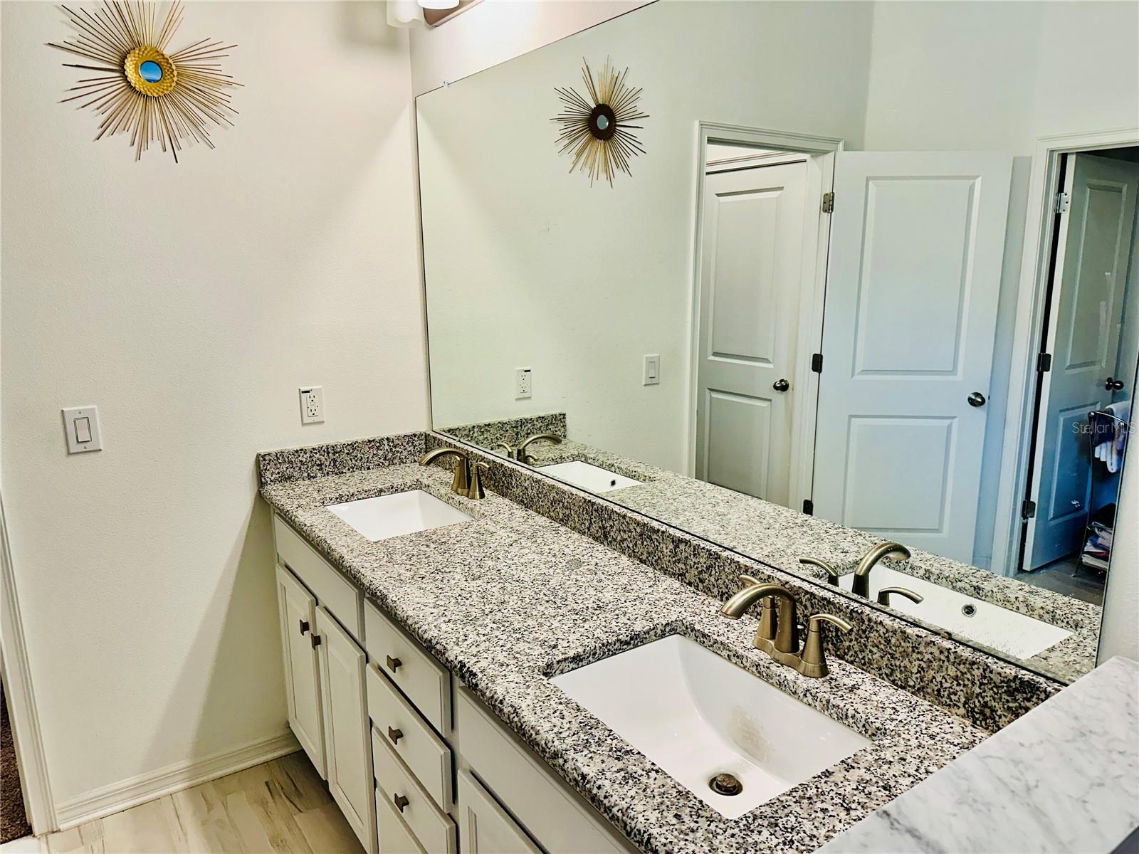 VILLAGES AT AVALON 3B-2 - Residential