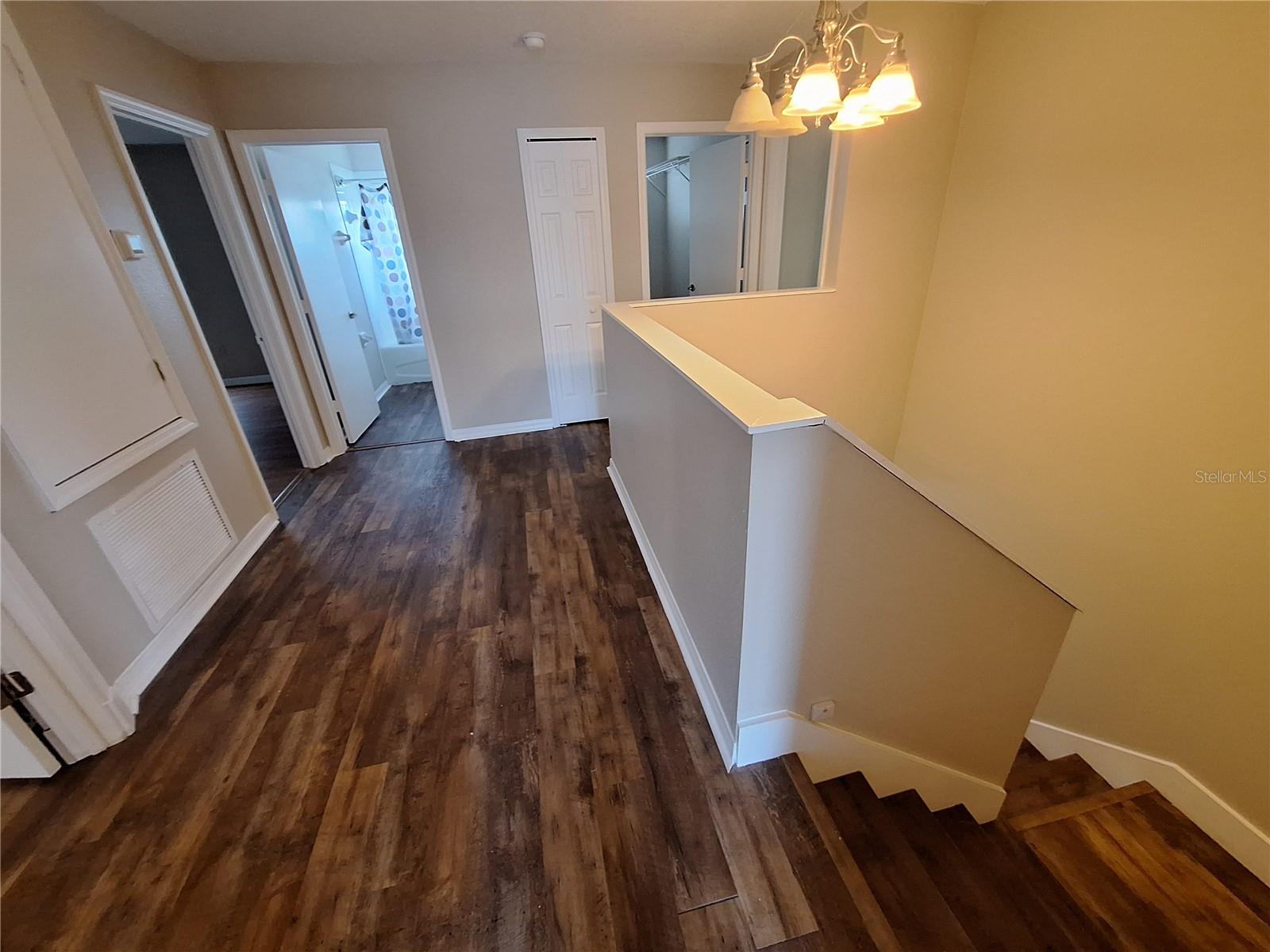 NORTHWOOD - Residential