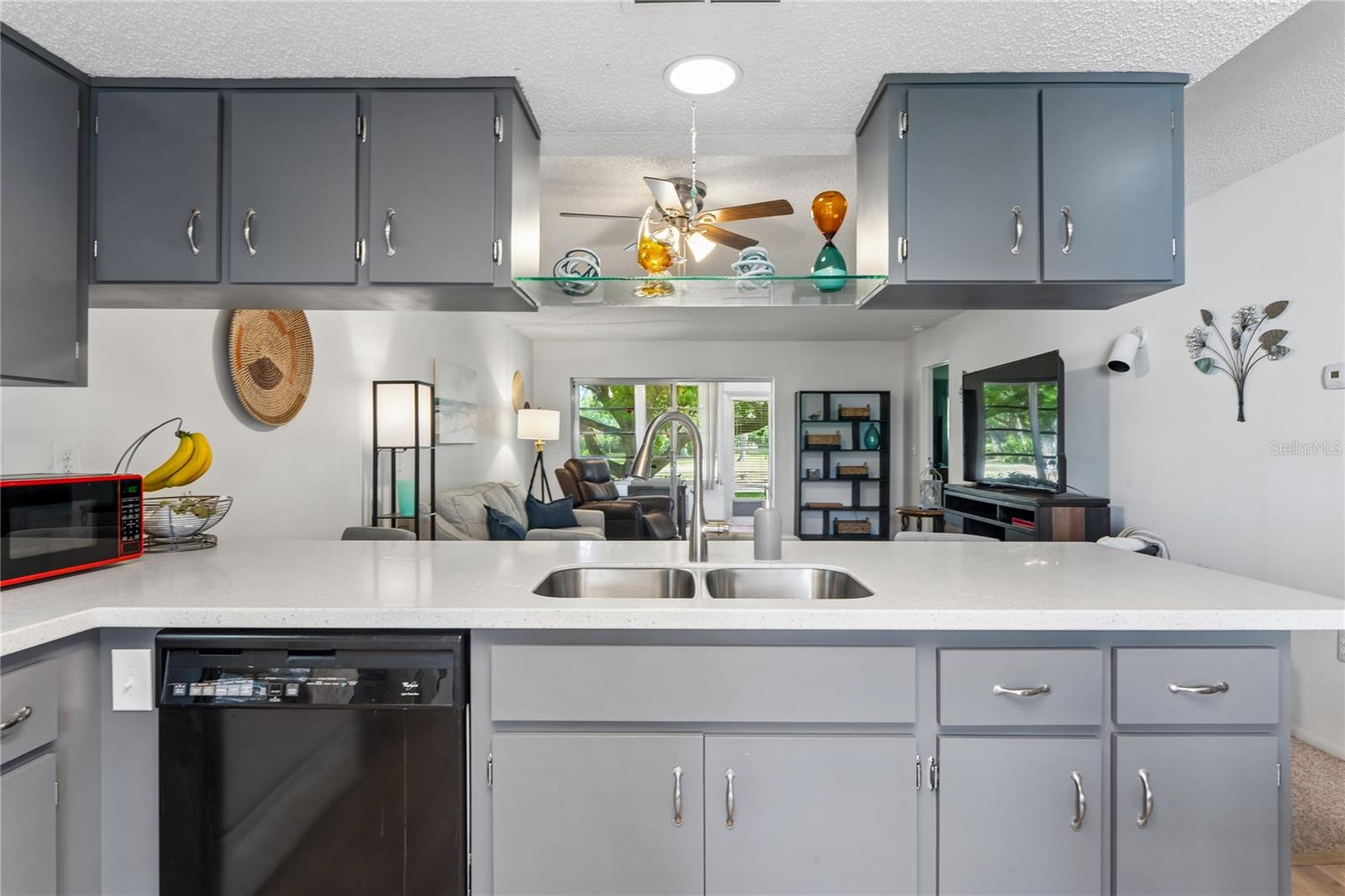 VILLAGE WOODS CONDO PH 03 - Residential