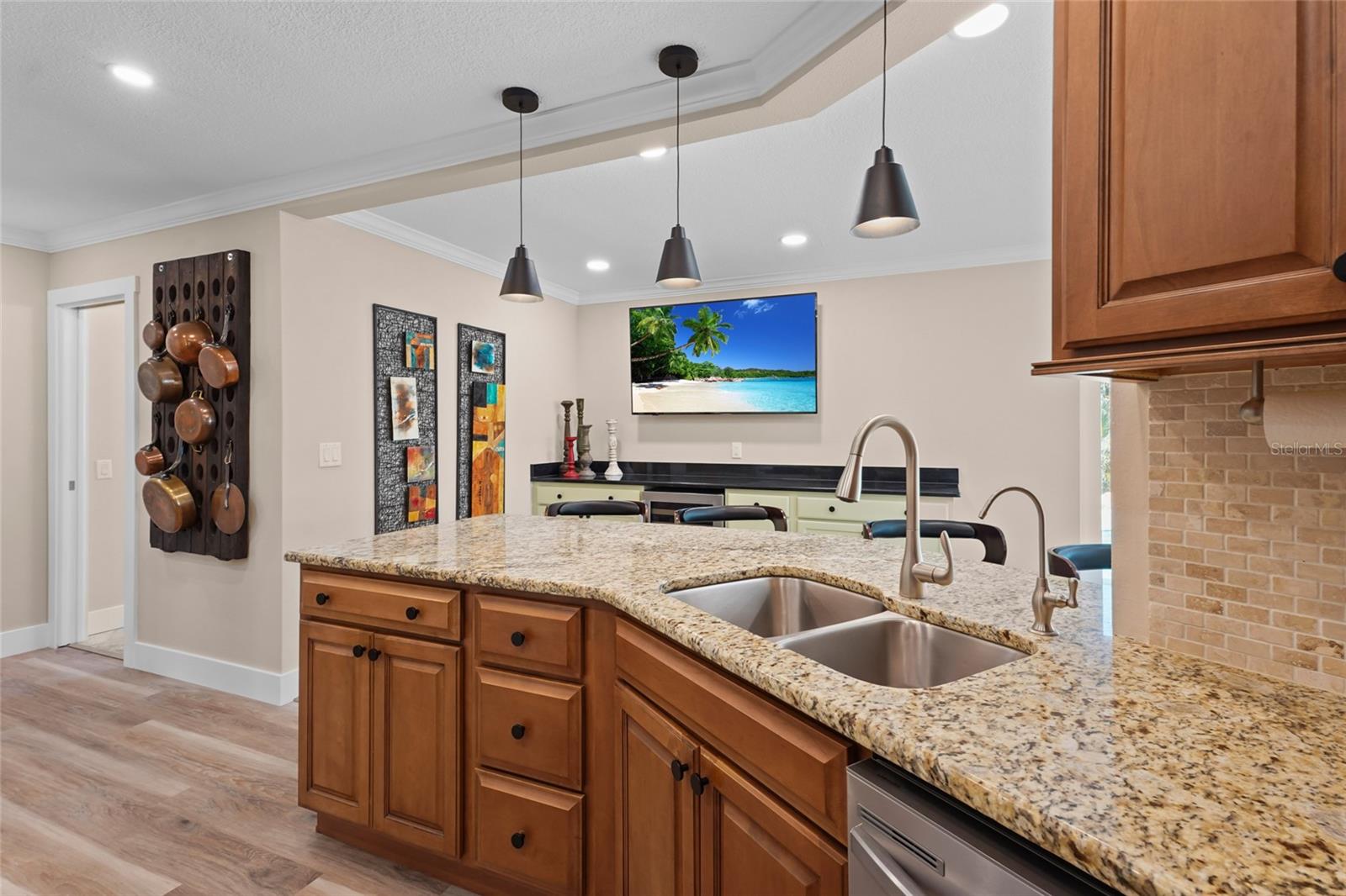 4440 YACHT CLUB DRIVE