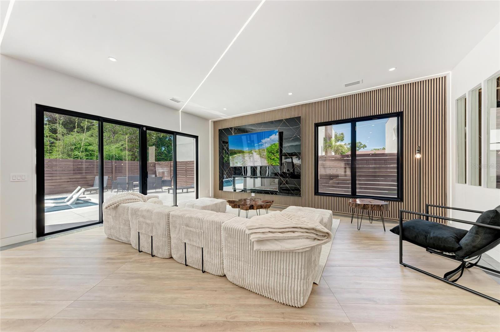 SCHINDLER SUB - Residential