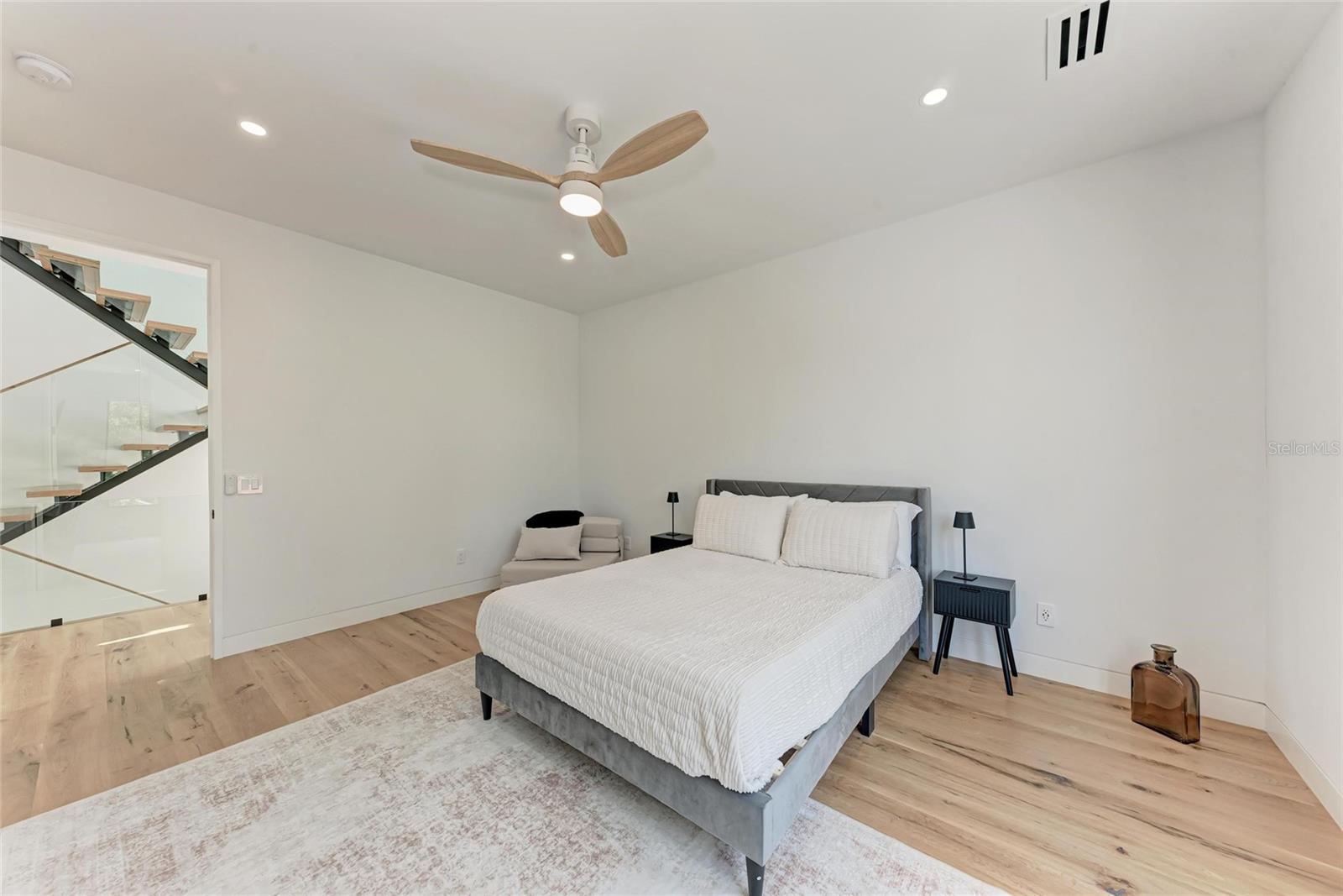 SCHINDLER SUB - Residential