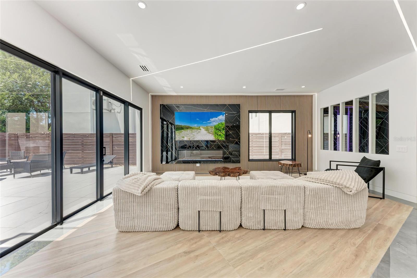 SCHINDLER SUB - Residential