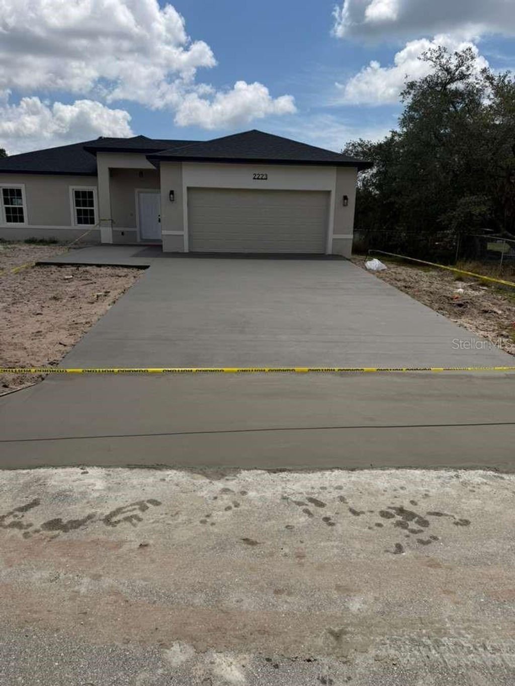 Photo of 2223 Lemon Drive, Lake Wales, FL 33898 (MLS # O6401075)