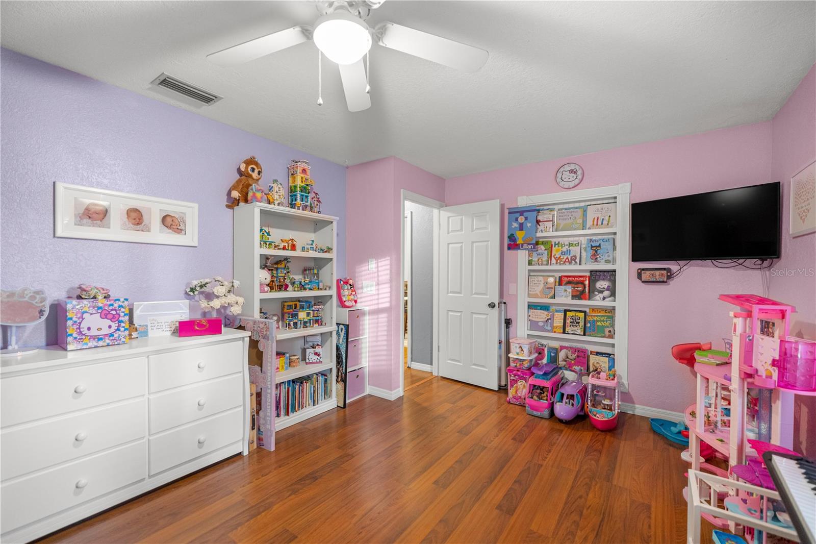 SILVER OAKS - Residential