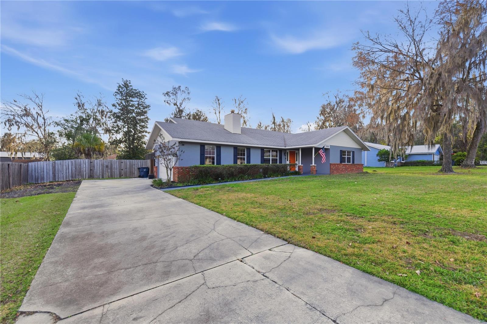 SILVER OAKS - Residential