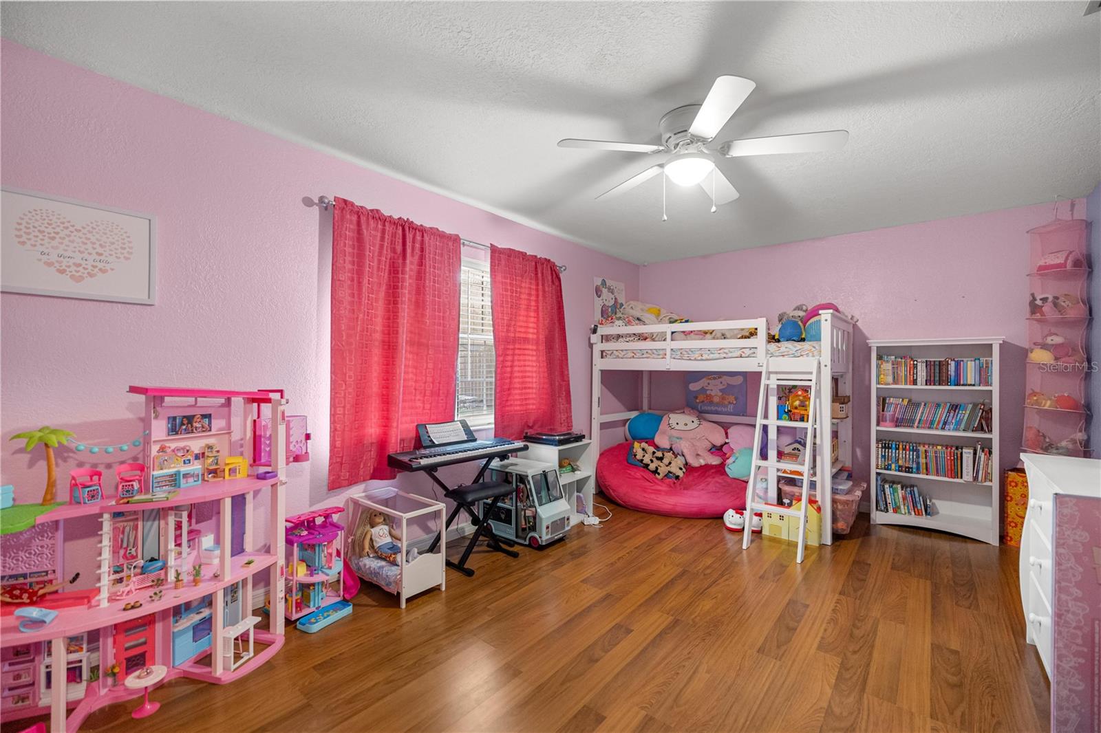 SILVER OAKS - Residential