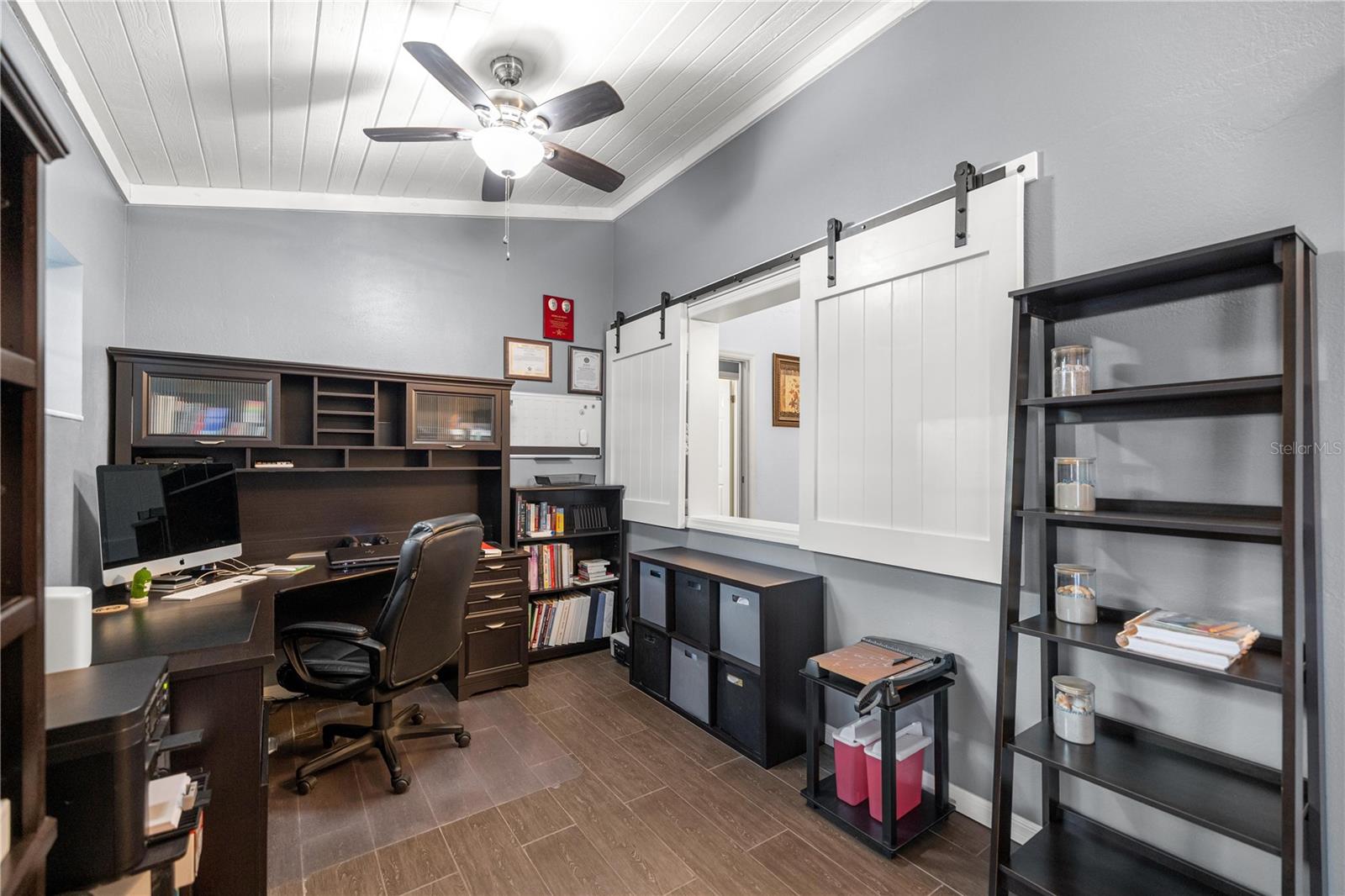 SILVER OAKS - Residential