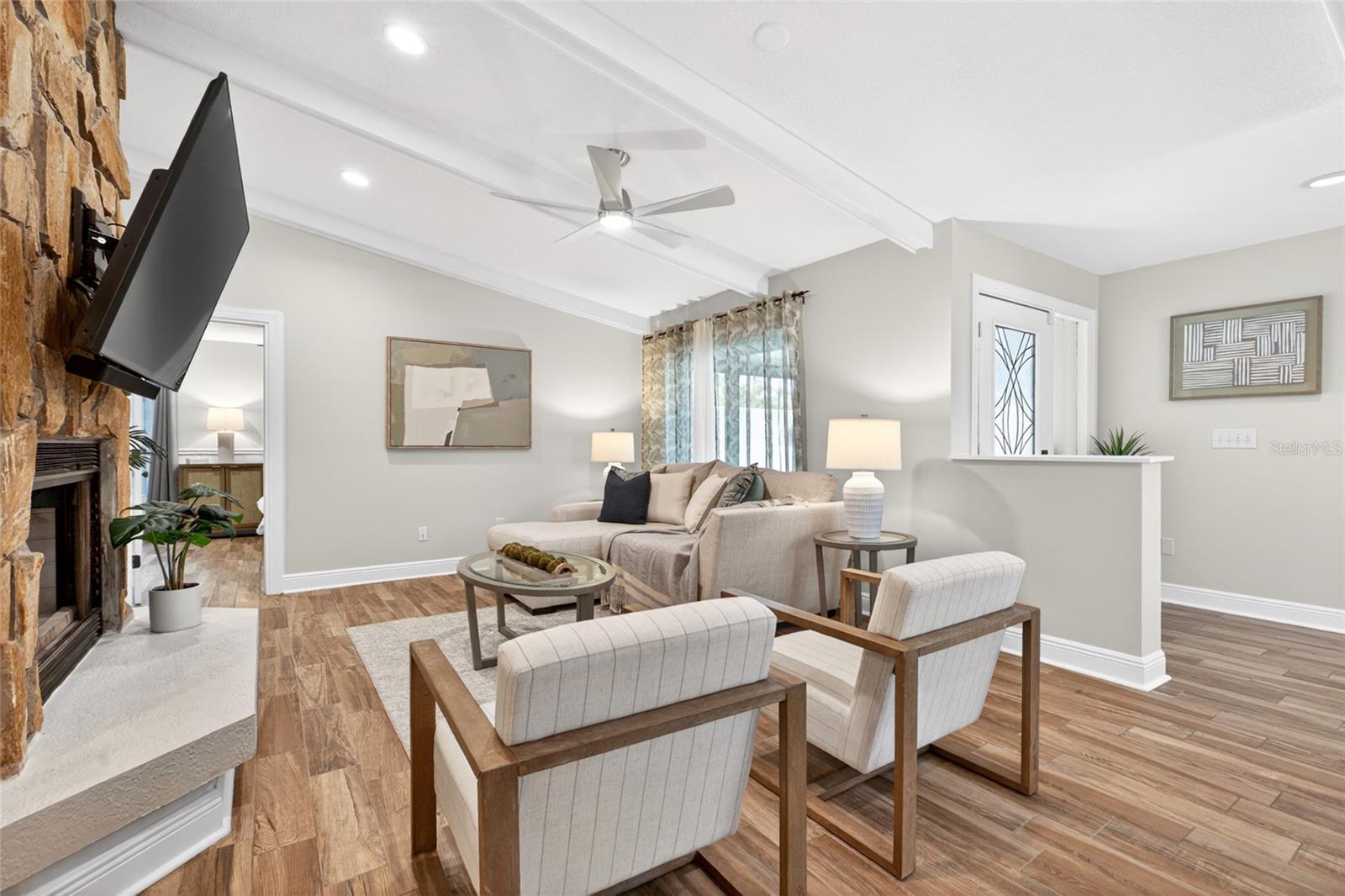 VILLAGE VI OF CARROLLWOOD VILL - Residential