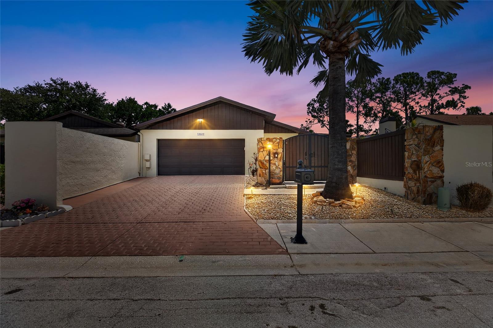 VILLAGE VI OF CARROLLWOOD VILL - Residential