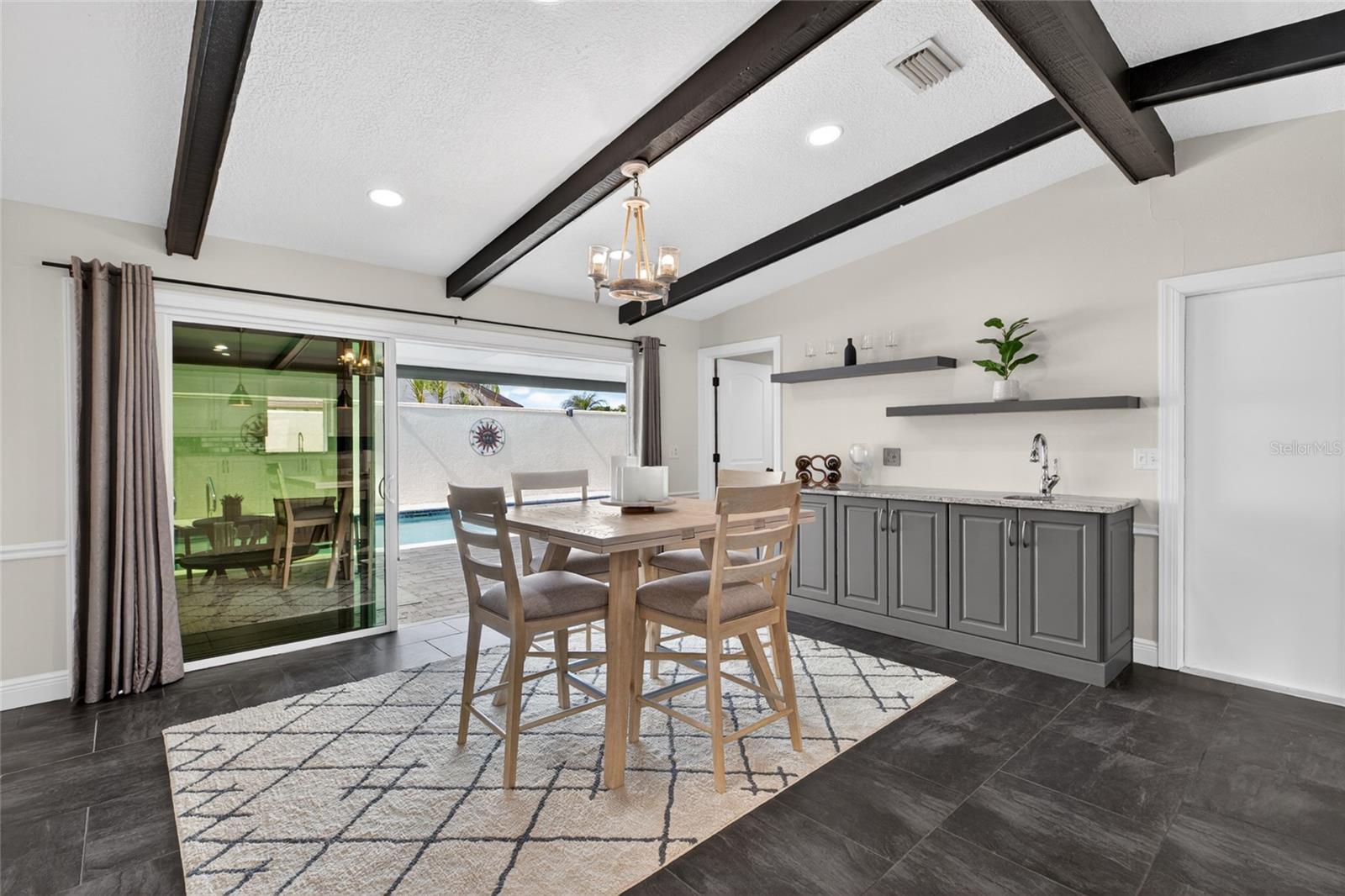 VILLAGE VI OF CARROLLWOOD VILL - Residential