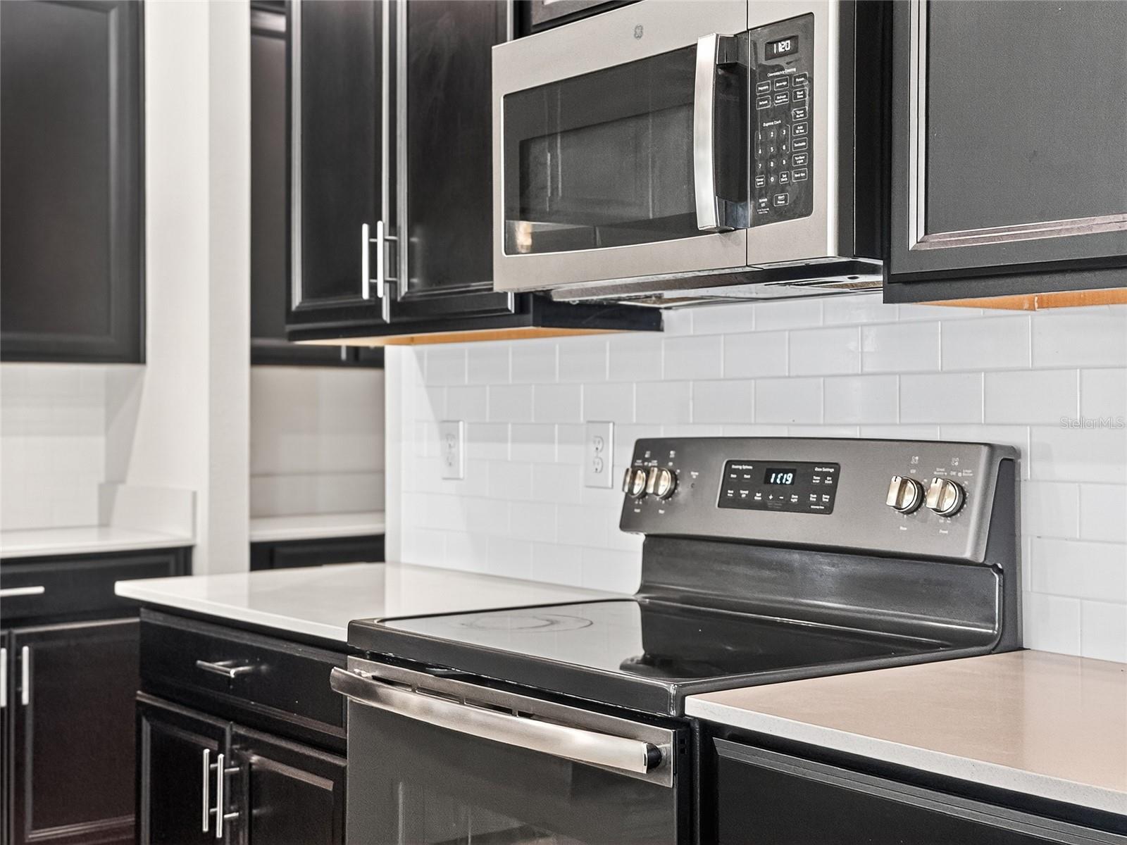 WATERSIDE AT ESTATES - Residential