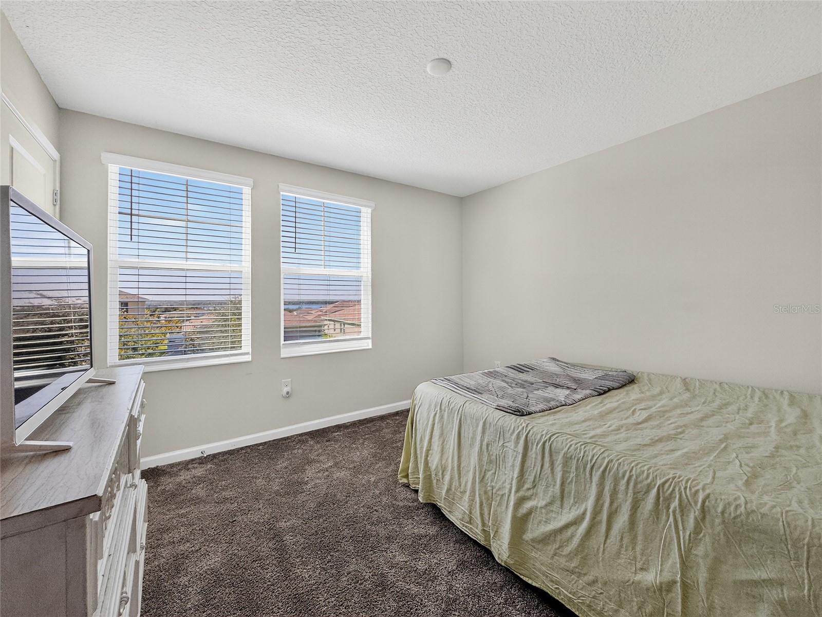 WATERSIDE AT ESTATES - Residential