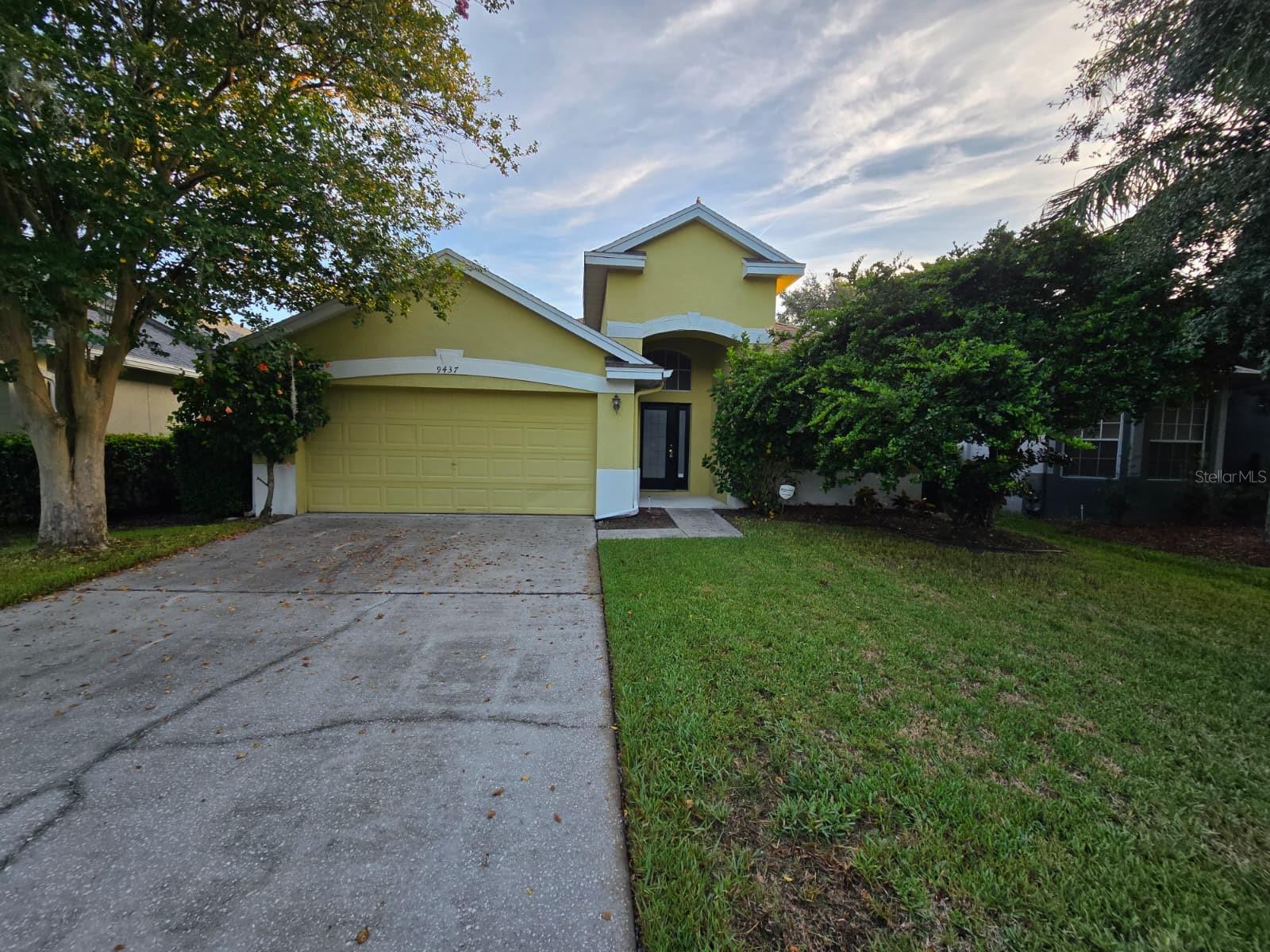Welcome to this beautifully maintained home in the highly desirable Northlake Park community of Lake Nona. Designed with comfort and functionality in mind, this residence features a spacious split floor plan with a kitchen that overlooks the large family room and breakfast nook. The kitchen boasts 42" cabinets, stainless steel appliances, a breakfast bar, and plenty of space for casual dining. You'll also enjoy a separate formal dining room and a flexible den with double doors—perfect for a home office or additional bedroom. The primary suite features laminate flooring, an abundance of natural light, a generous walk-in closet, and an en-suite bathroom with a double vanity, a soaking tub, and a separate shower. Step outside to a fully fenced backyard with a covered porch, ideal for outdoor relaxation. Just minutes from Lake Nona’s Medical City, top-rated schools, shopping, dining, and major highways. Renters' insurance and HOA approval required.