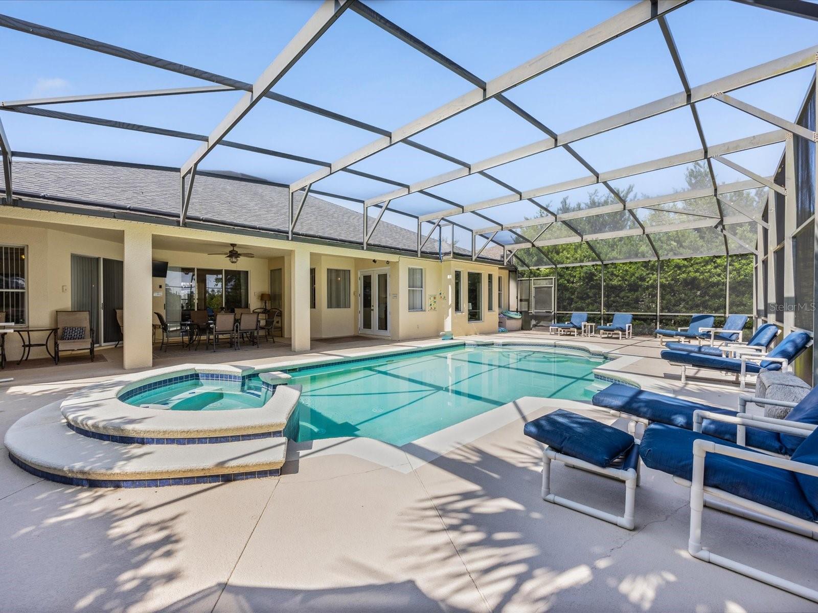 GRAND RESERVE - Residential