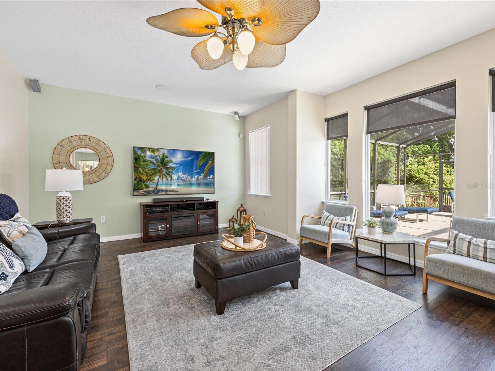 GRAND RESERVE - Residential