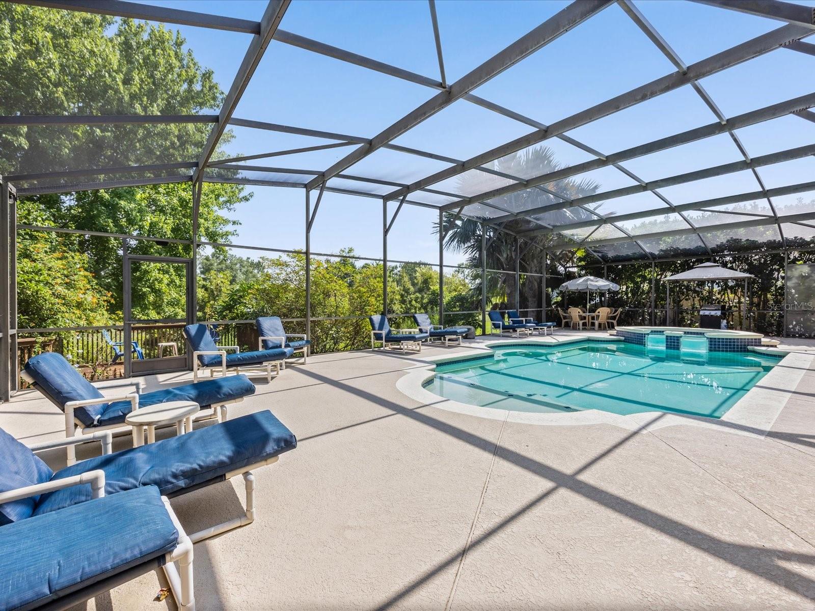 GRAND RESERVE - Residential