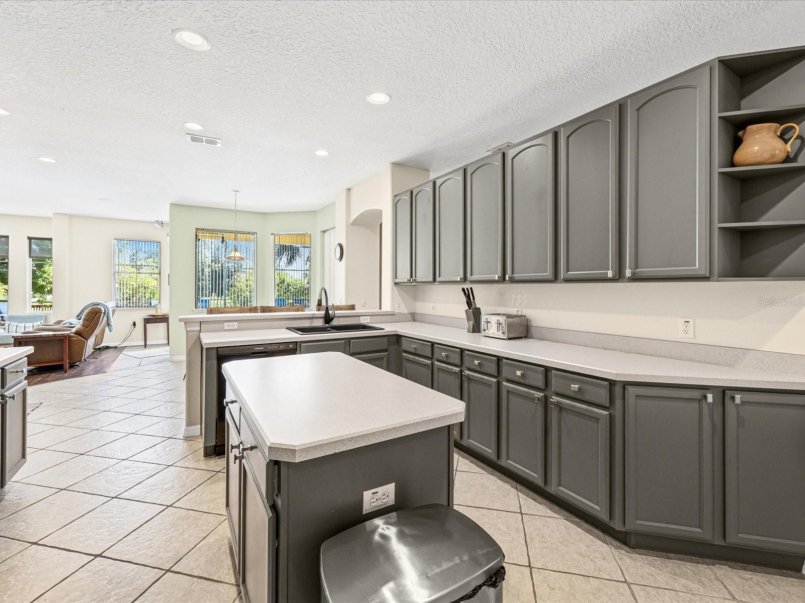 GRAND RESERVE - Residential