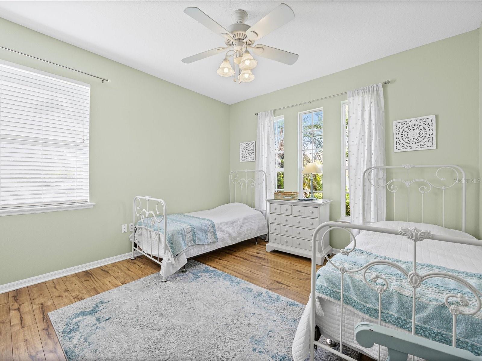 GRAND RESERVE - Residential