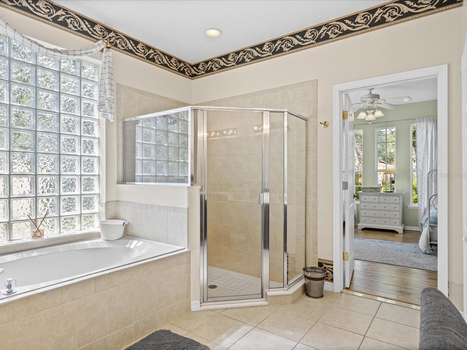 GRAND RESERVE - Residential