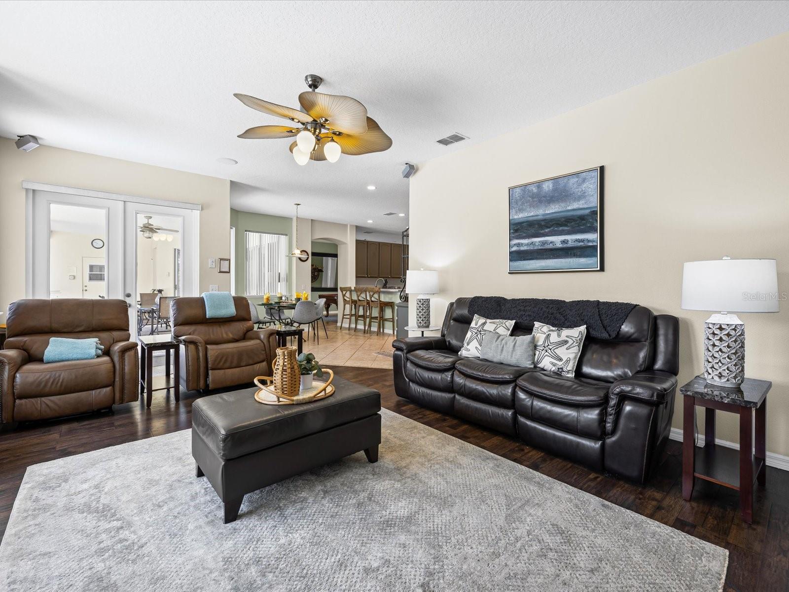 GRAND RESERVE - Residential