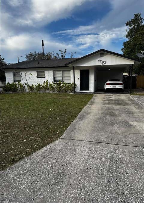 Photo of 4202 E Okara Road, Tampa, FL 33617 (MLS # TB8537162)