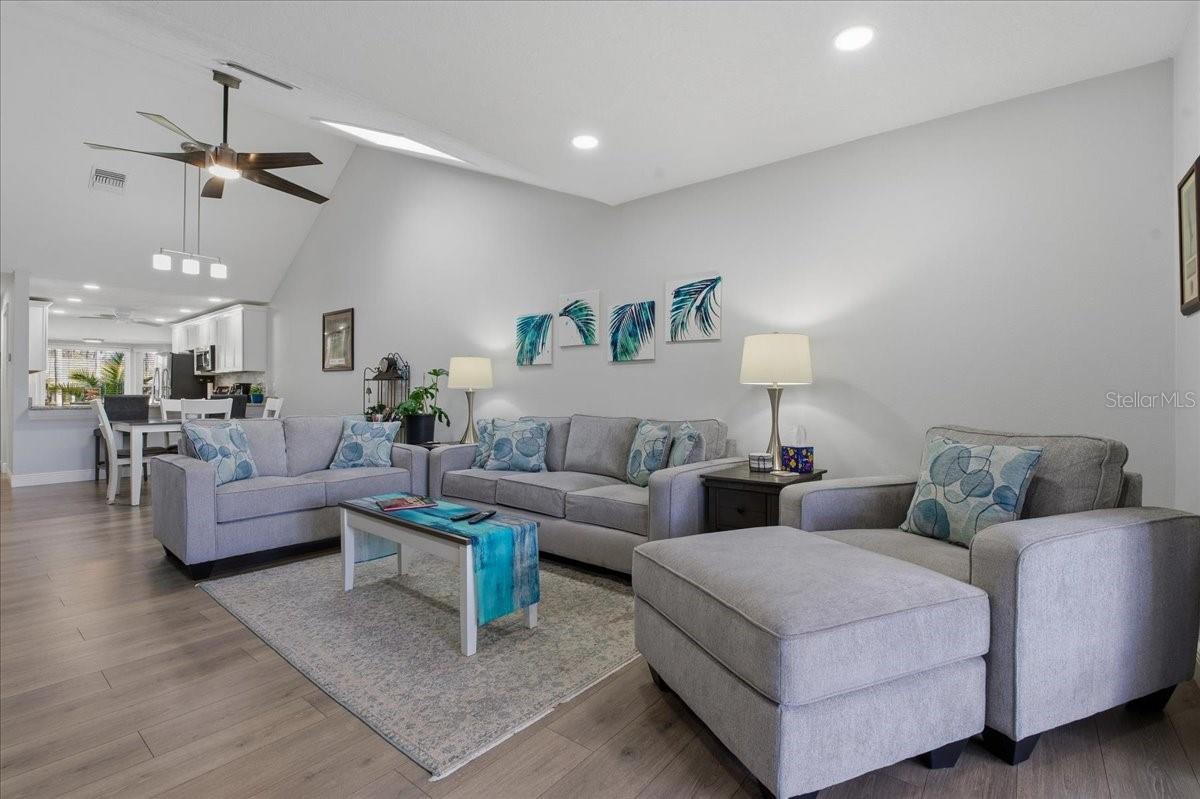 GOLF VIEW VILLAS CONDO 05A - Residential