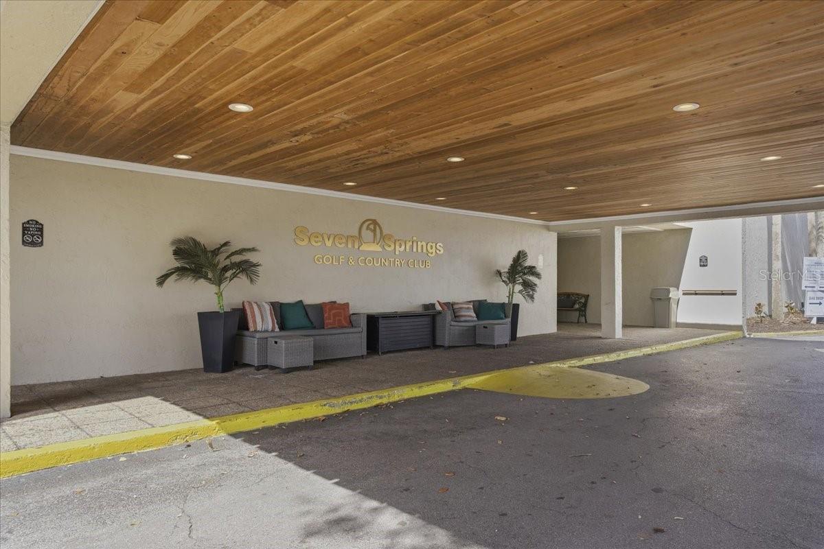 GOLF VIEW VILLAS CONDO 05A - Residential