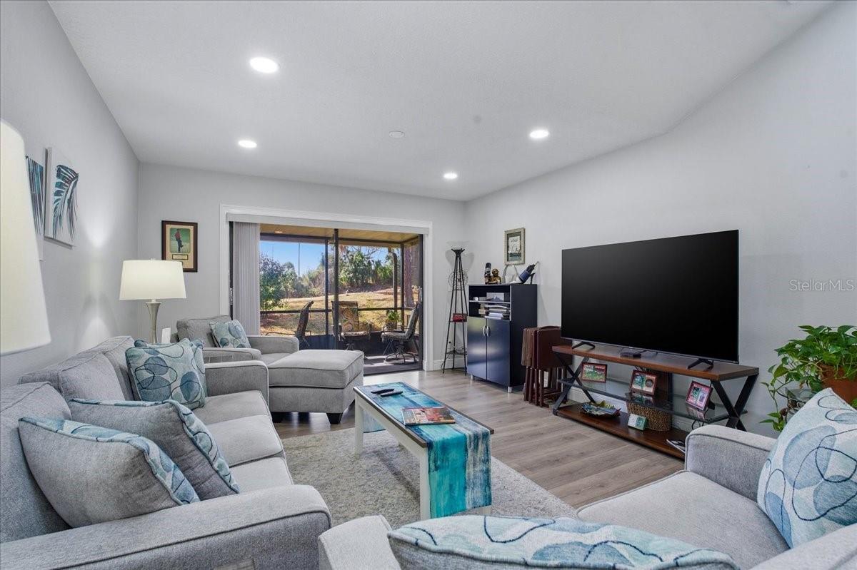 GOLF VIEW VILLAS CONDO 05A - Residential