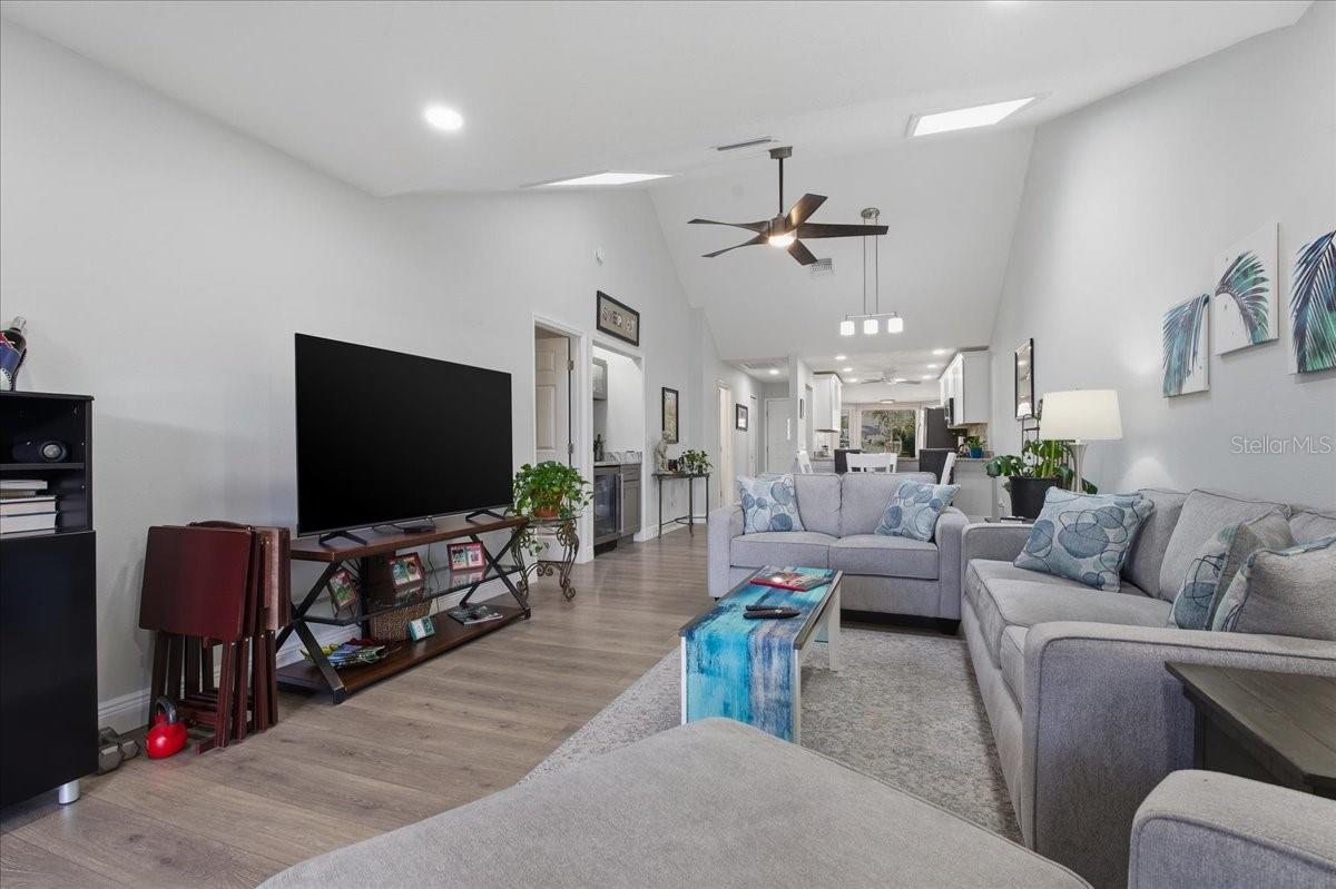 GOLF VIEW VILLAS CONDO 05A - Residential