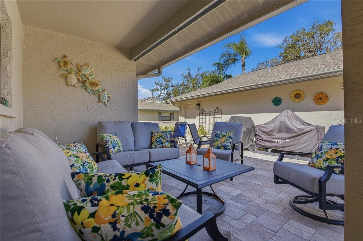 GOLF VIEW VILLAS CONDO 05A - Residential