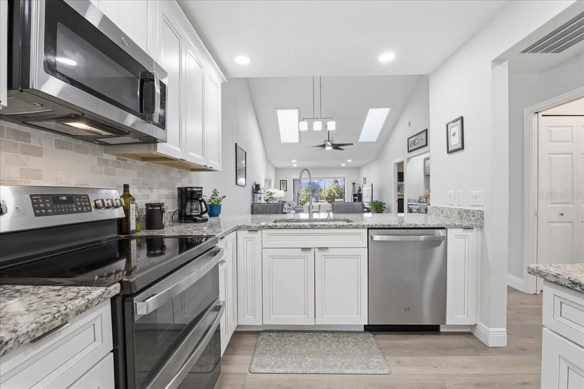 GOLF VIEW VILLAS CONDO 05A - Residential