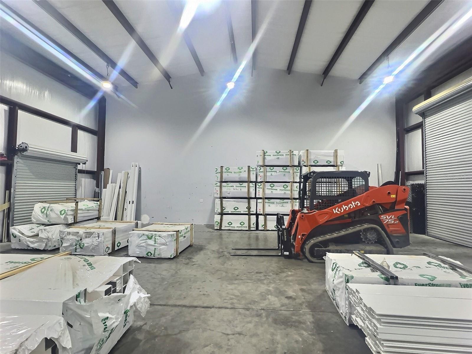 ATLANTIS INDUSTRIAL & BUSINESS PARK - Commercial Lease