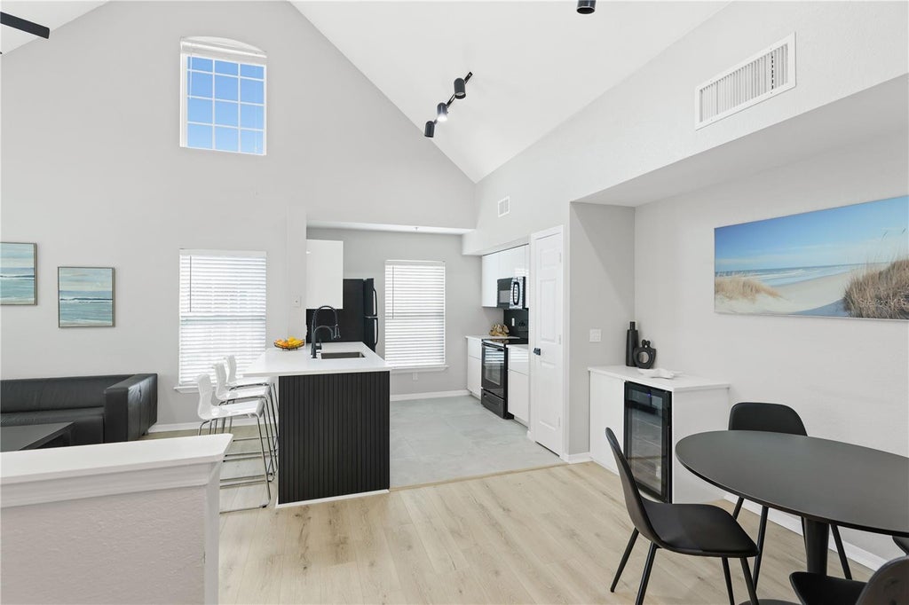 Photo of 5531 Rosehill Road #203, Sarasota, FL 34233 (MLS # A4710253)