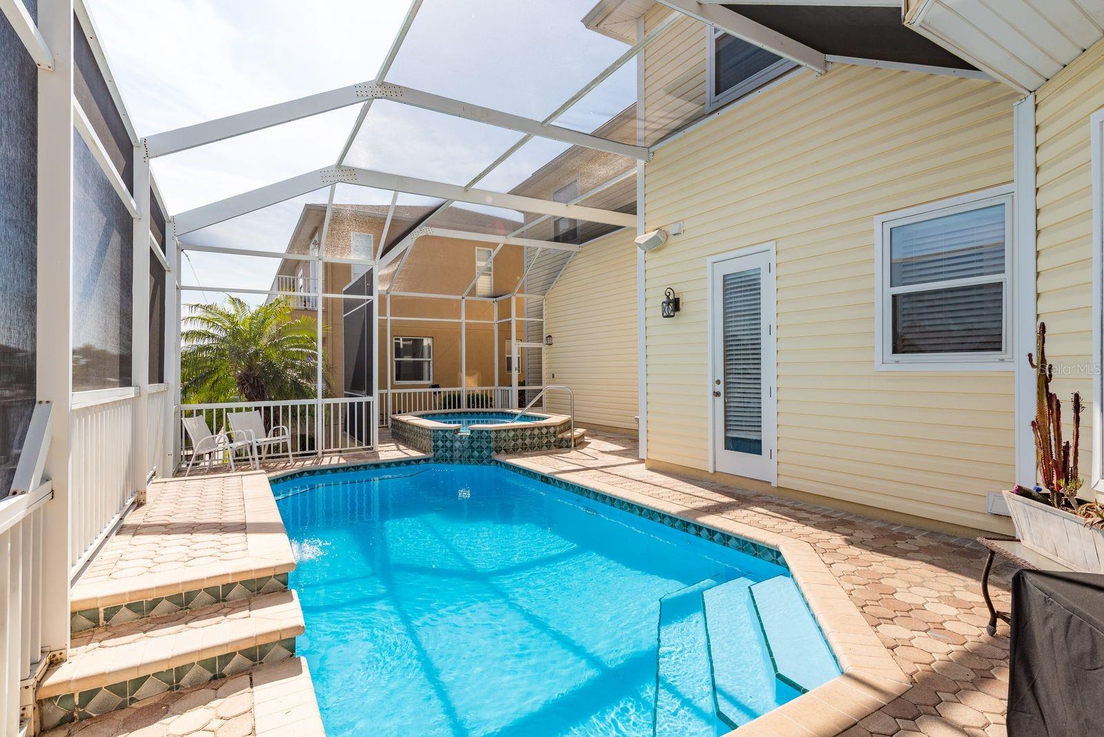 WHITCOMB POINT - Residential