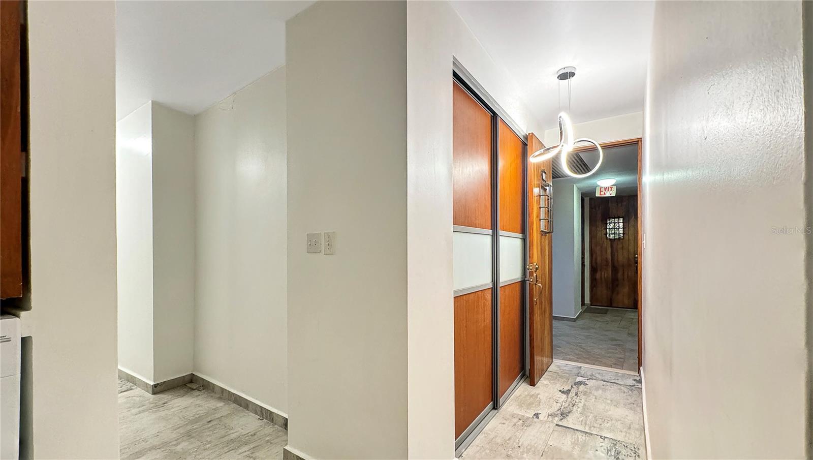 COND. GAMBARO - Residential Lease