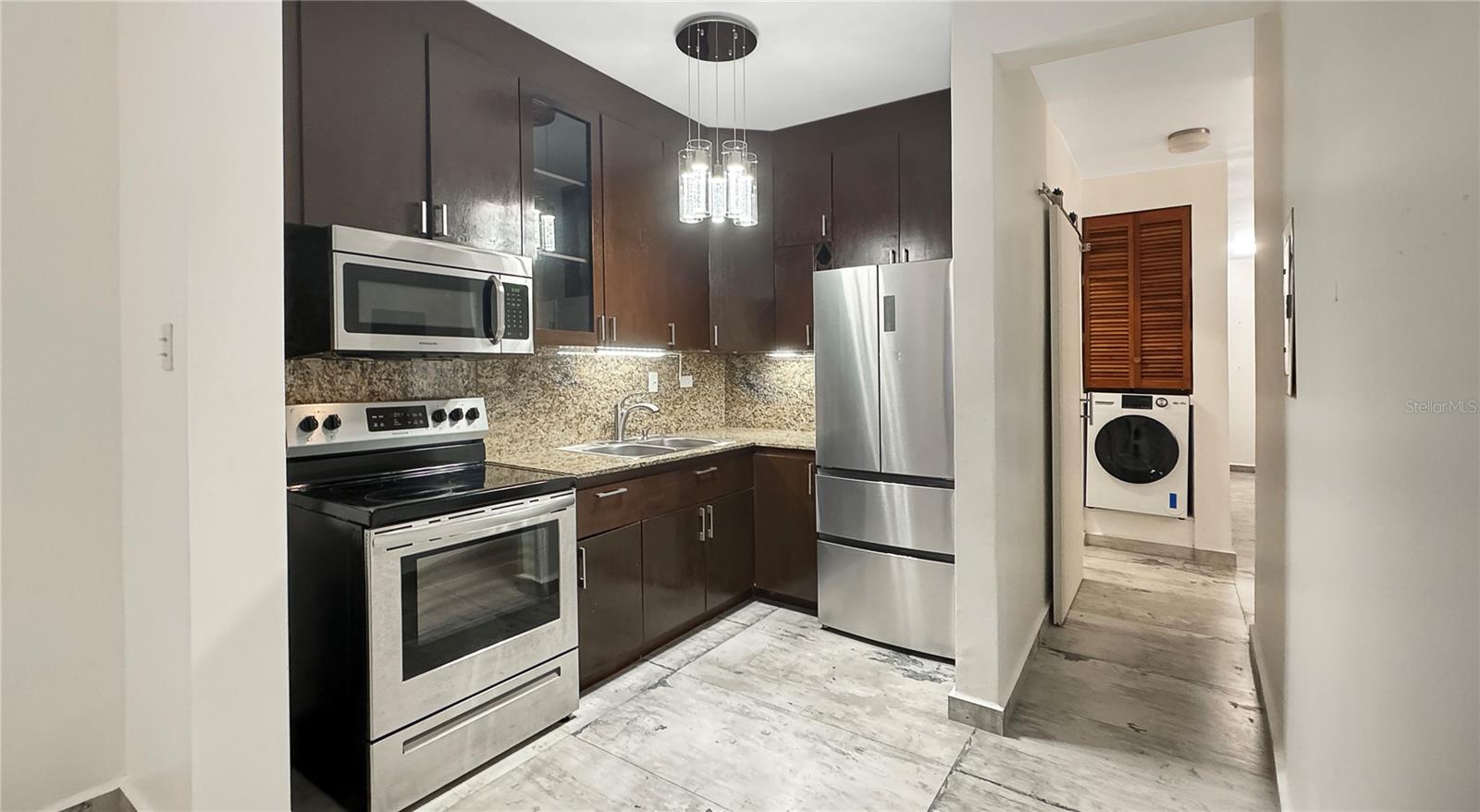 COND. GAMBARO - Residential Lease