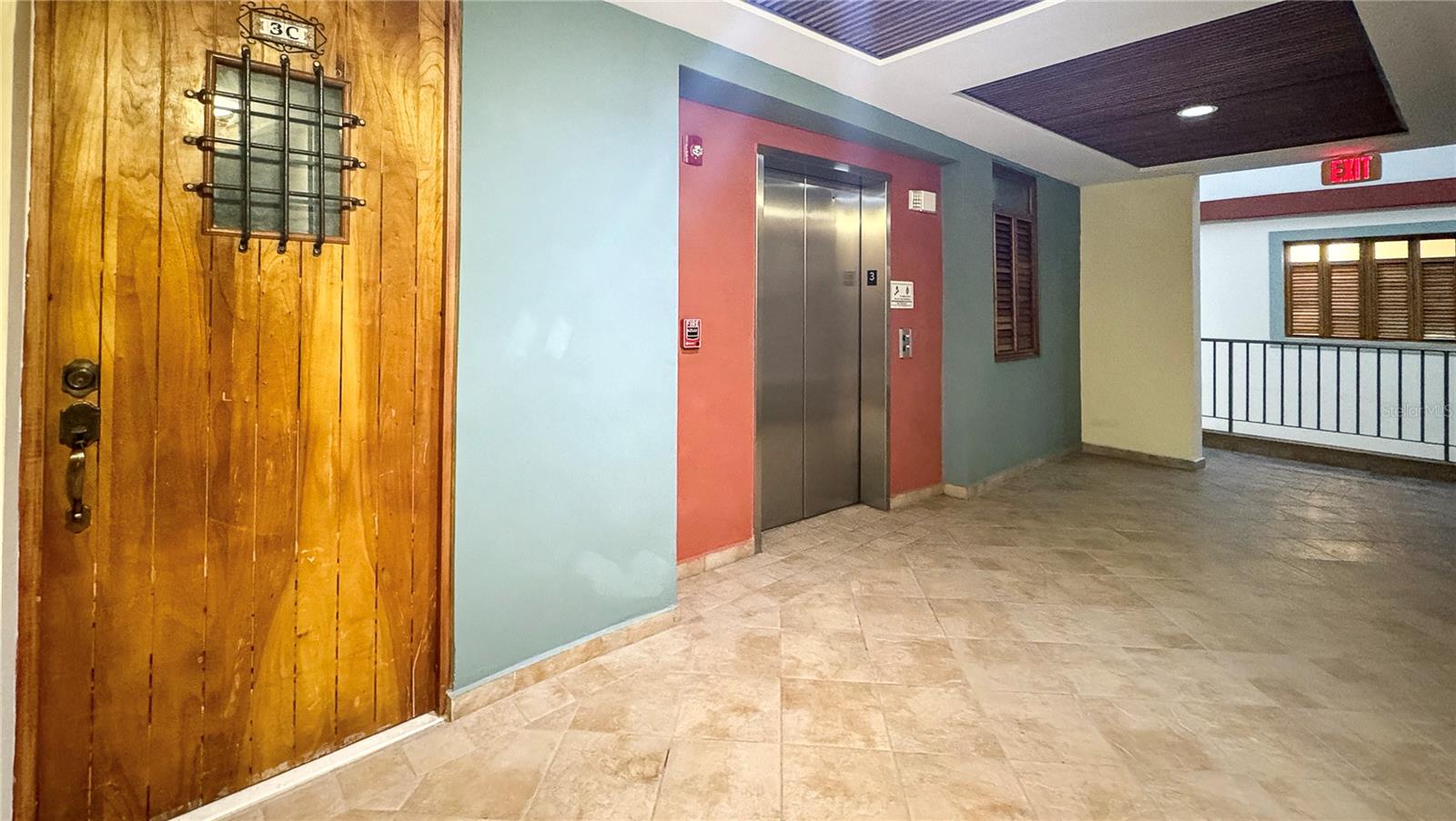 COND. GAMBARO - Residential Lease